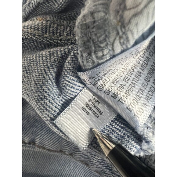 Wild Fable Womens High Rise Mom Jeans Pleated Button Fly Light Wash Size 00 - Picture 6 of 7